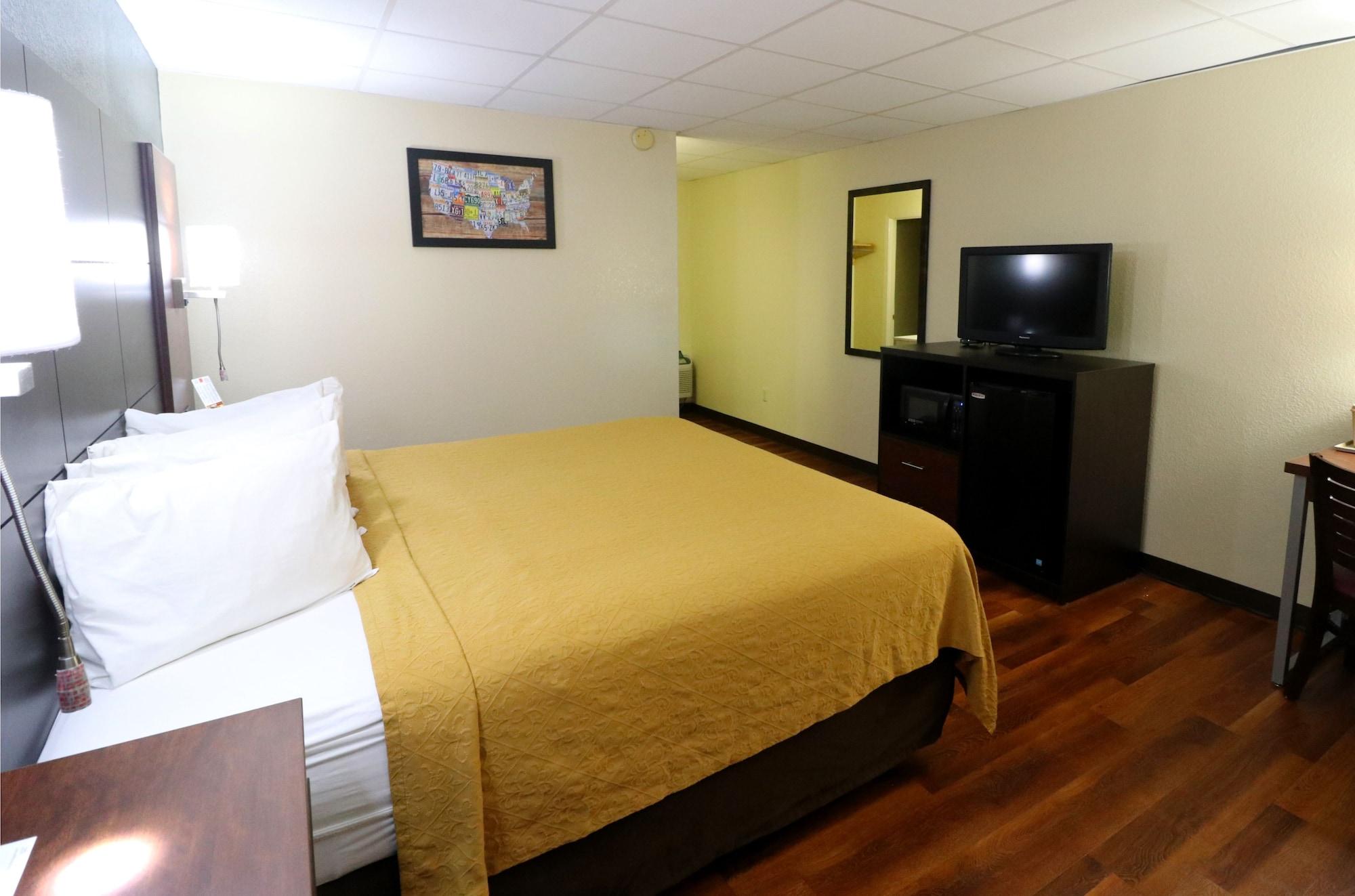 Econo Lodge Inn & Suites Gatlinburg At The Convention Center Exterior foto